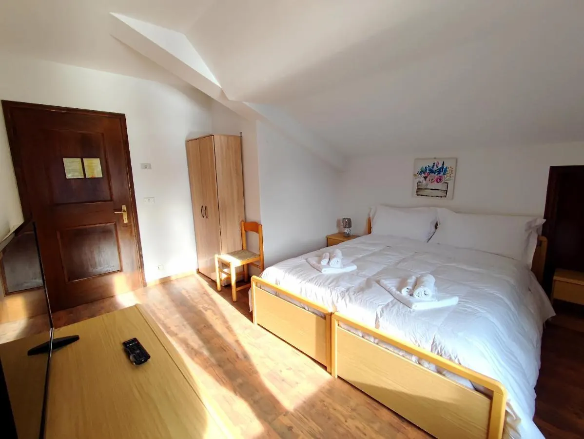 ***  Hotel Tea Dolomiti - Lago Di Alleghe - Monte Civetta Itálie